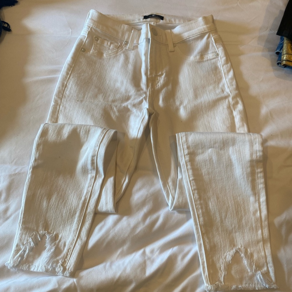 7 For All Mankind White Jeans!!!!